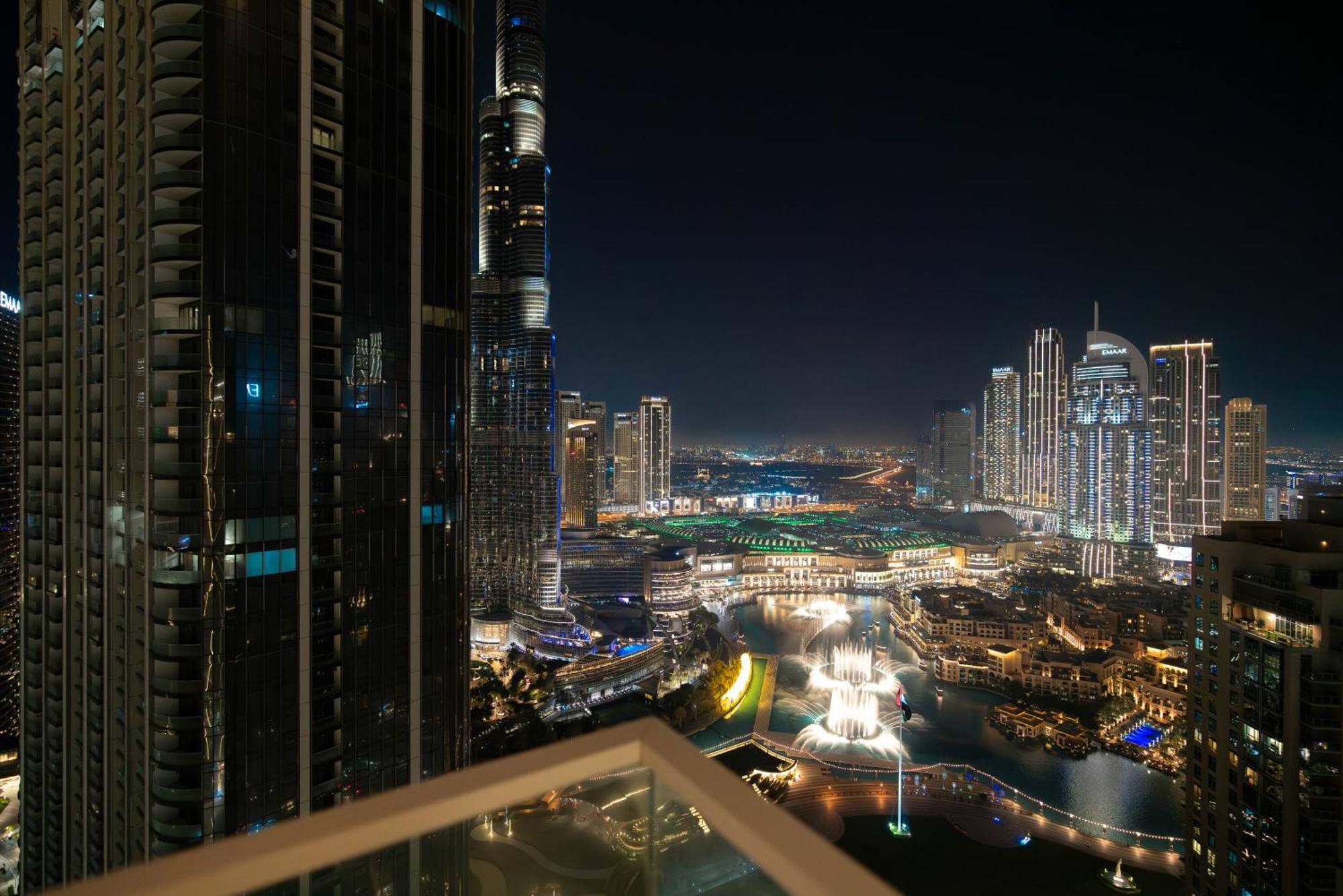 Lux Opera Grand Burj Sea & Fountain View Dubaï